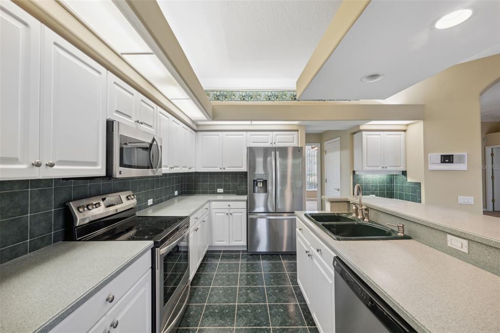 6112 Kinlock Avenue Spring Hill, FL 34608 - Photo 16 of 60 Gallery Image 16