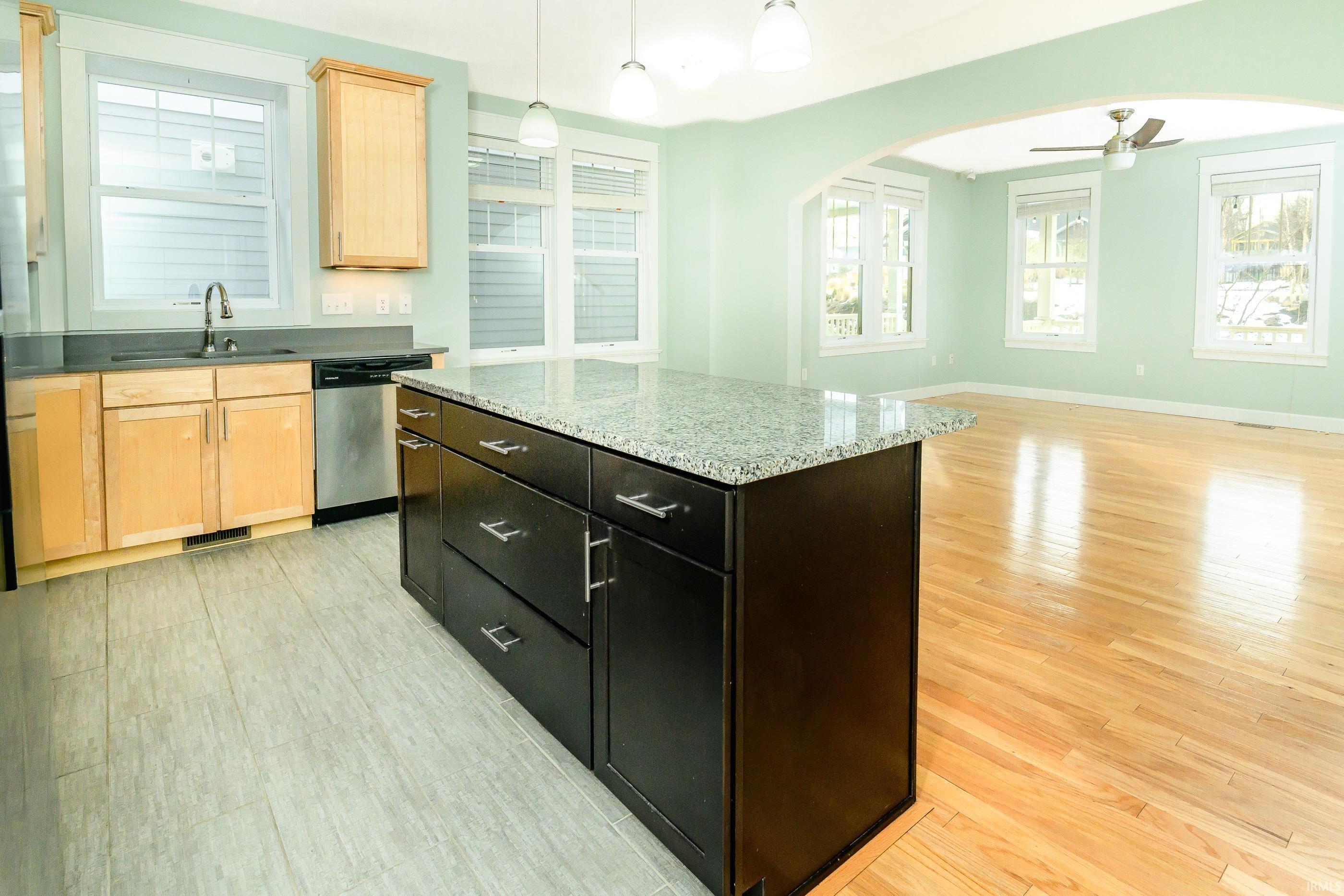 819 South Morton Street Bloomington, IN 47403 - Photo 17 of 36