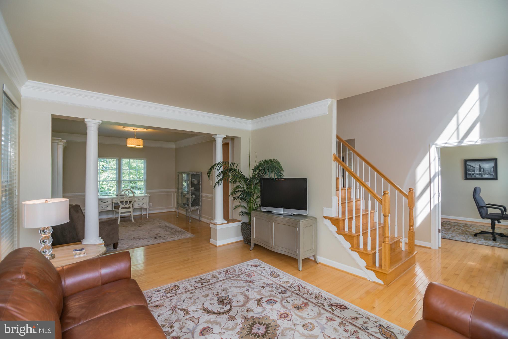 13942 Bromfield Road Germantown, MD 20874 - Photo 3 of 30 Entry Living Dining Study View