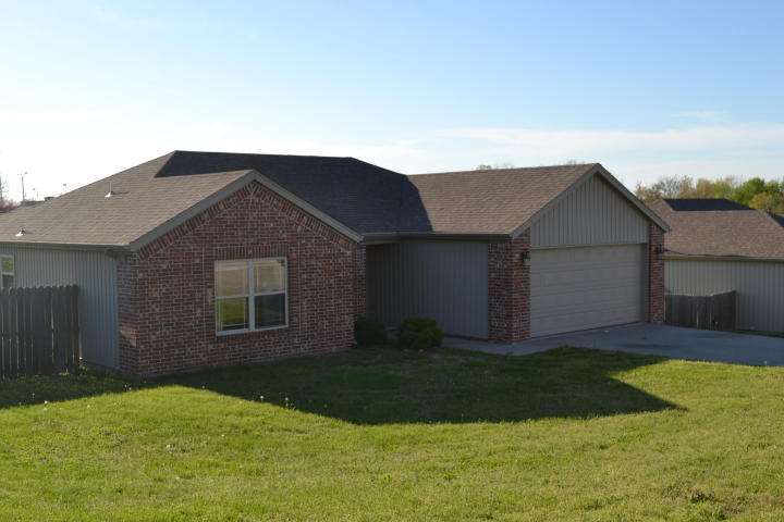 79-146 Echo Valley Circle Reeds Spring, MO 65737 - Photo 1 of 1 20150423160504763955000000-o