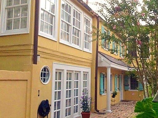 60 1/2 Society Street Charleston, SC 29401 - Photo 1 of 10 1280x960