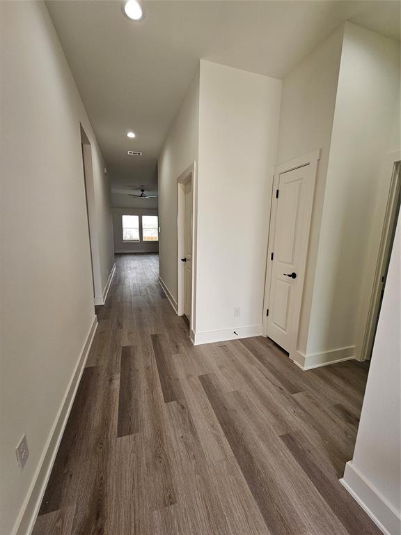 605 Begonia Drive Azle, TX 76020 - Photo 2 of 11