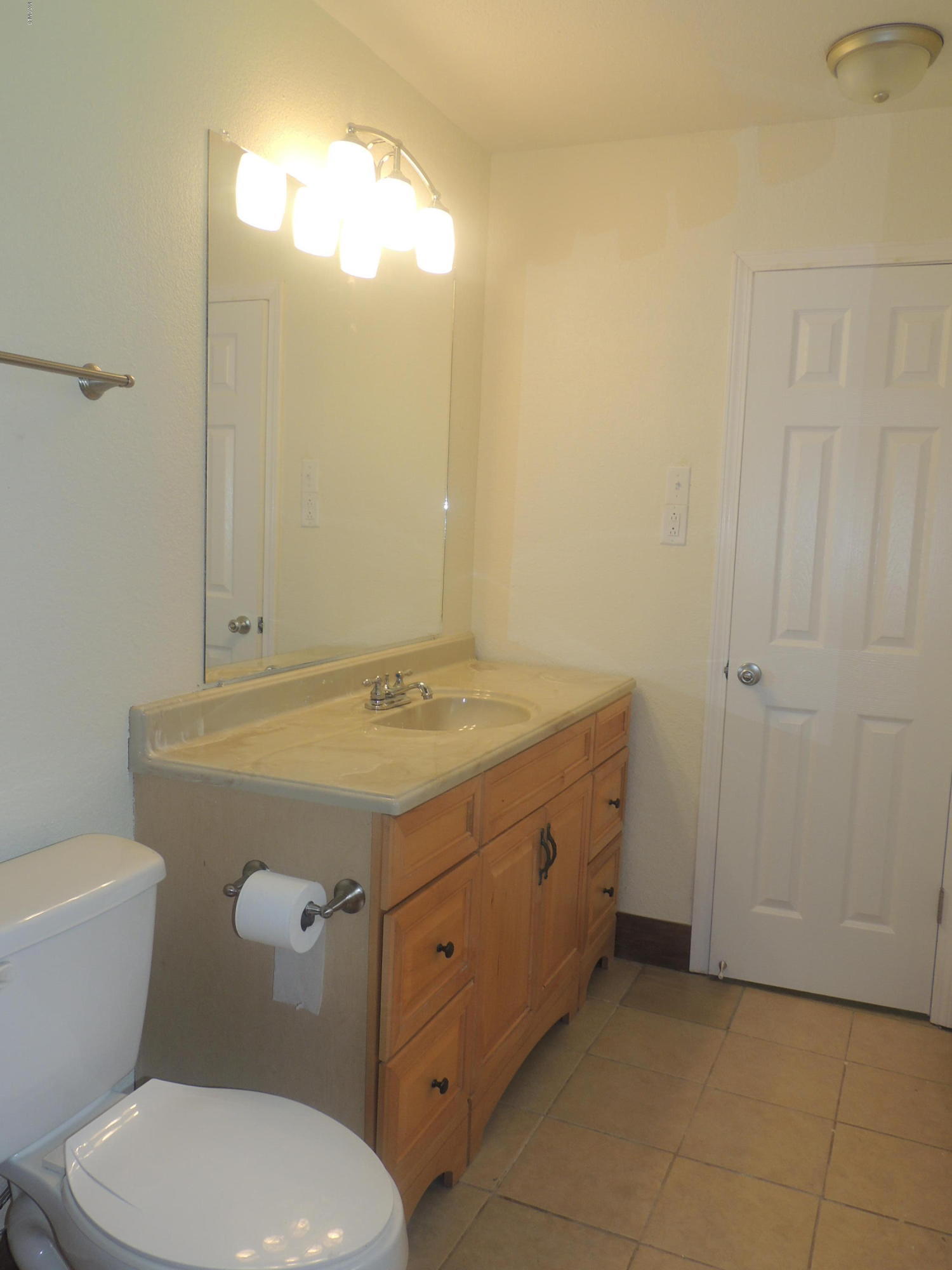 6100 Tolar Road Moss Point, MS 39562 - Photo 19 of 40 DSCN9331