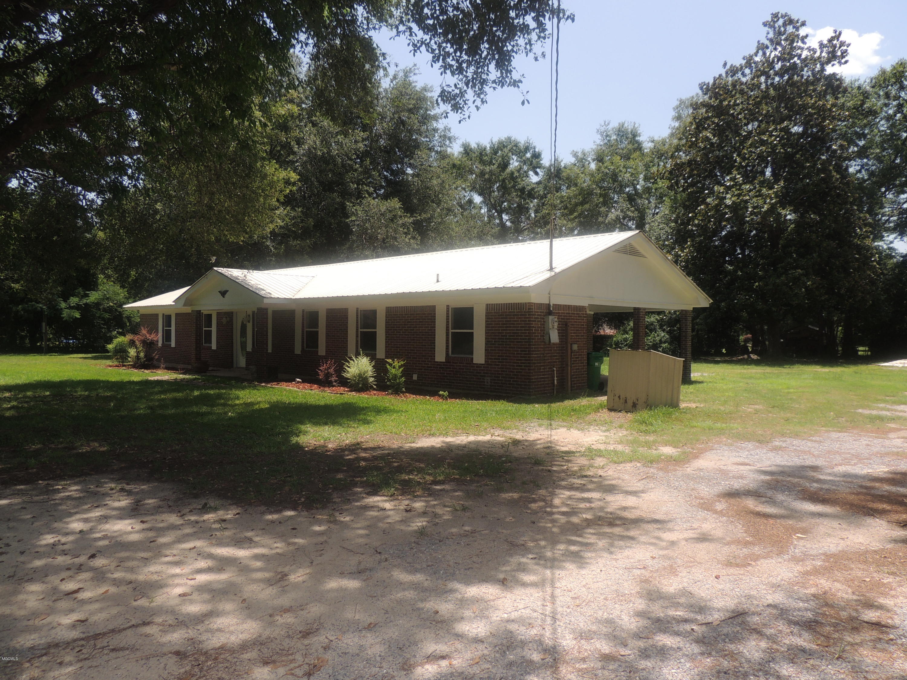6100 Tolar Road Moss Point, MS 39562 - Photo 35 of 40 DSCN9338