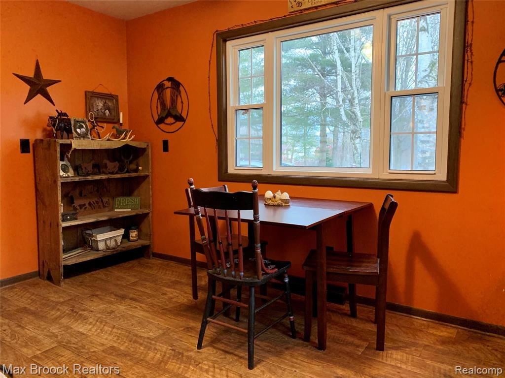 725 Wirbel Road Pinconning, MI 48650 - Photo 17 of 89