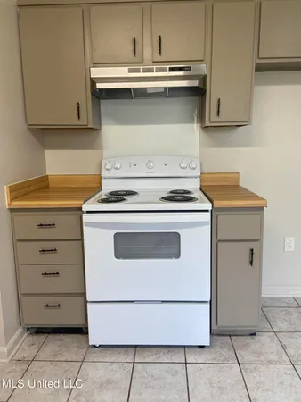 $900 | 5610 Rose Drive, Moss Point, MS 39563