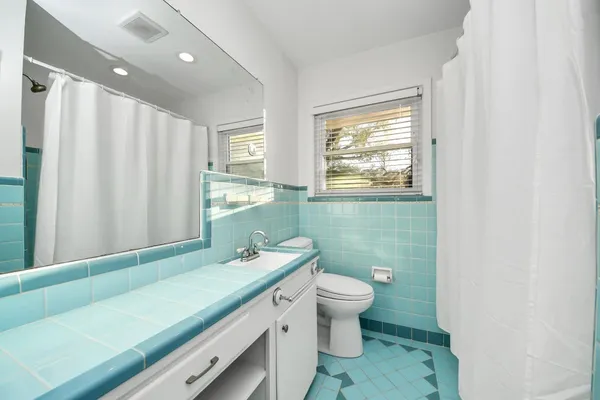 $4,000 | 411 Venice Street, Sugar Land, TX 77478