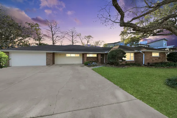 $3,600 | 411 Venice Street, Sugar Land, TX 77478