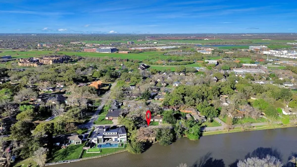 $3,600 | 411 Venice Street, Sugar Land, TX 77478