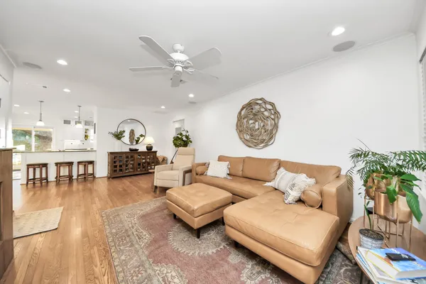 $3,600 | 411 Venice Street, Sugar Land, TX 77478