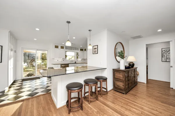 $3,600 | 411 Venice Street, Sugar Land, TX 77478