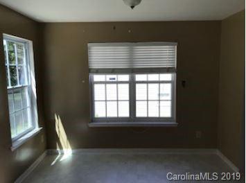 1428 Griers Grove Road Charlotte, NC 28216 - Photo 3 of 7