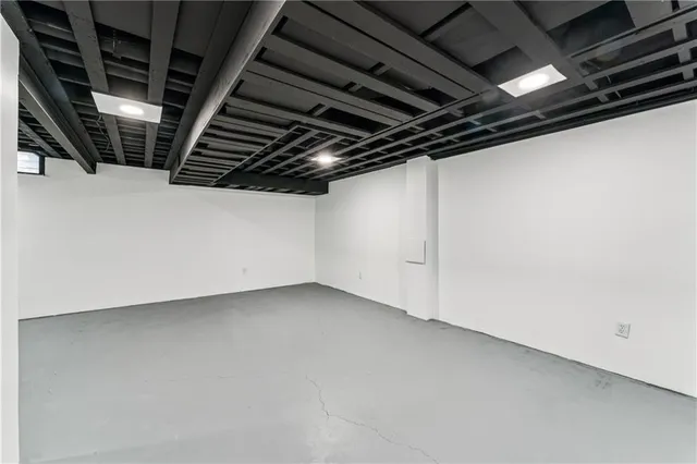 $449,999 | 6018 West 102nd Street, Overland Park, KS 66207