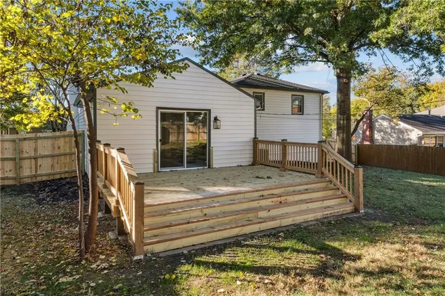 $449,999 | 6018 West 102nd Street, Overland Park, KS 66207