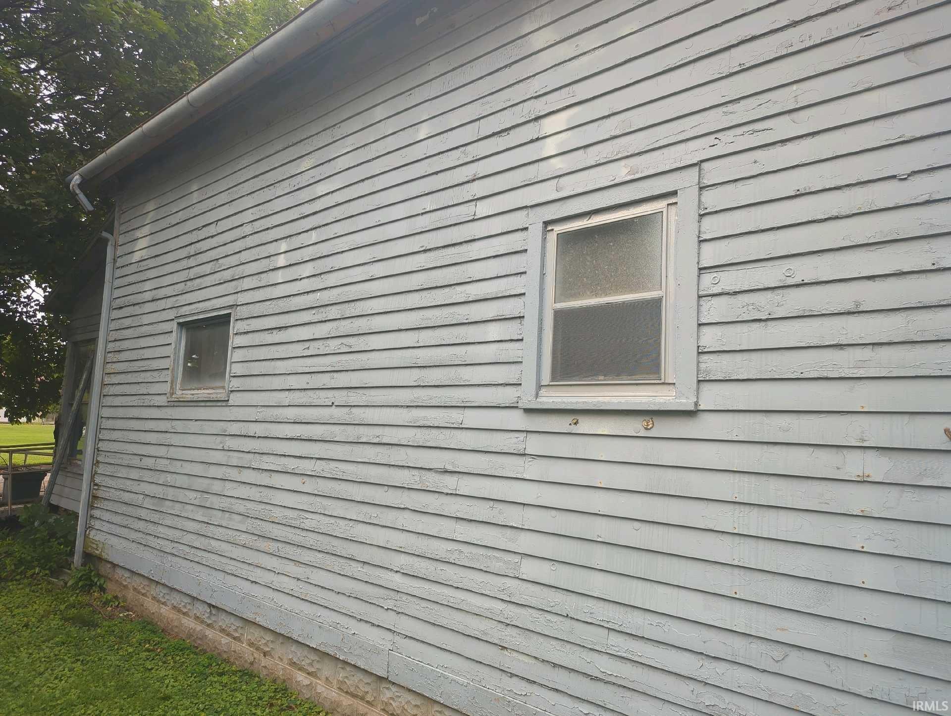 110 South 8th Street Decatur, IN 46733 - Photo 3 of 9