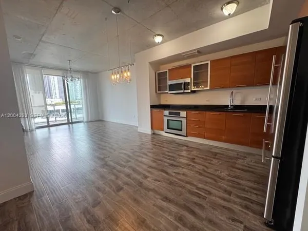 $3,500 | 3470 East Coast Avenue, Unit H0505, Miami, FL 33137