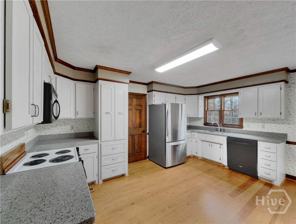 158 Lakeover Drive Athens, GA 30607 - Photo 12 of 47