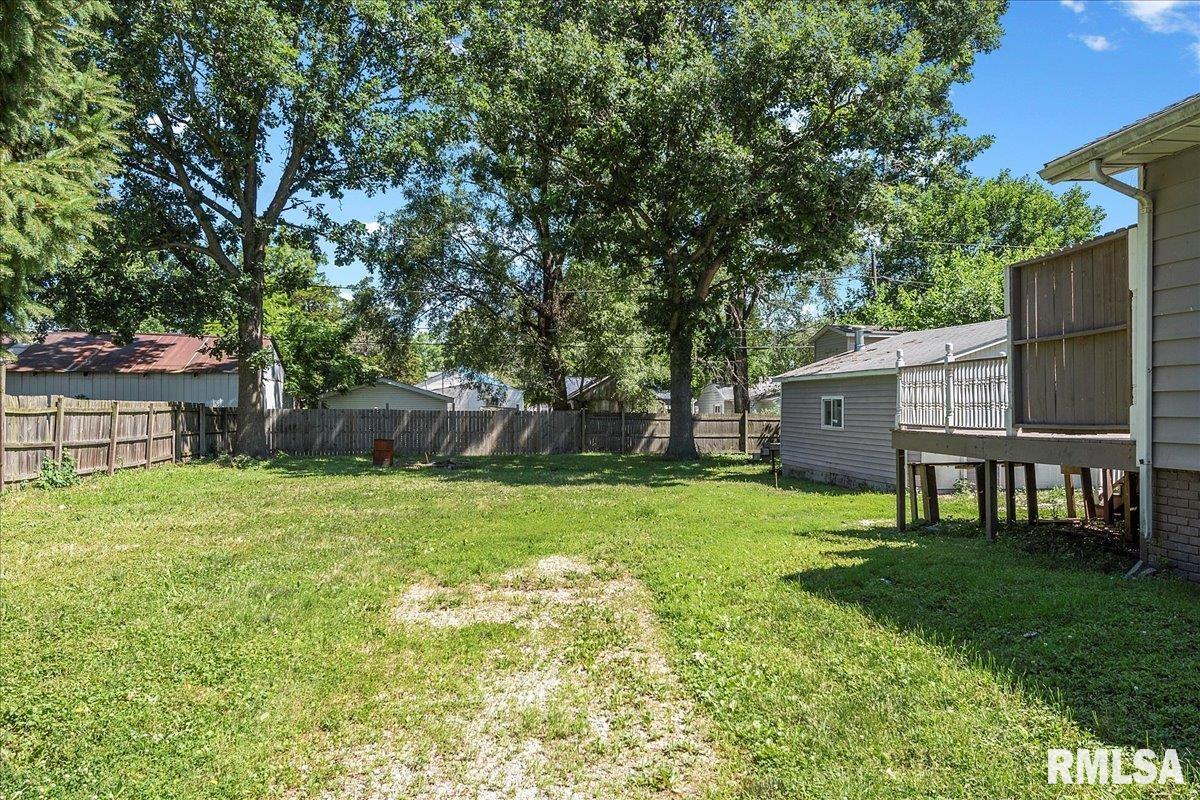 2337 East Converse Street Springfield, IL 62702 - Photo 34 of 35