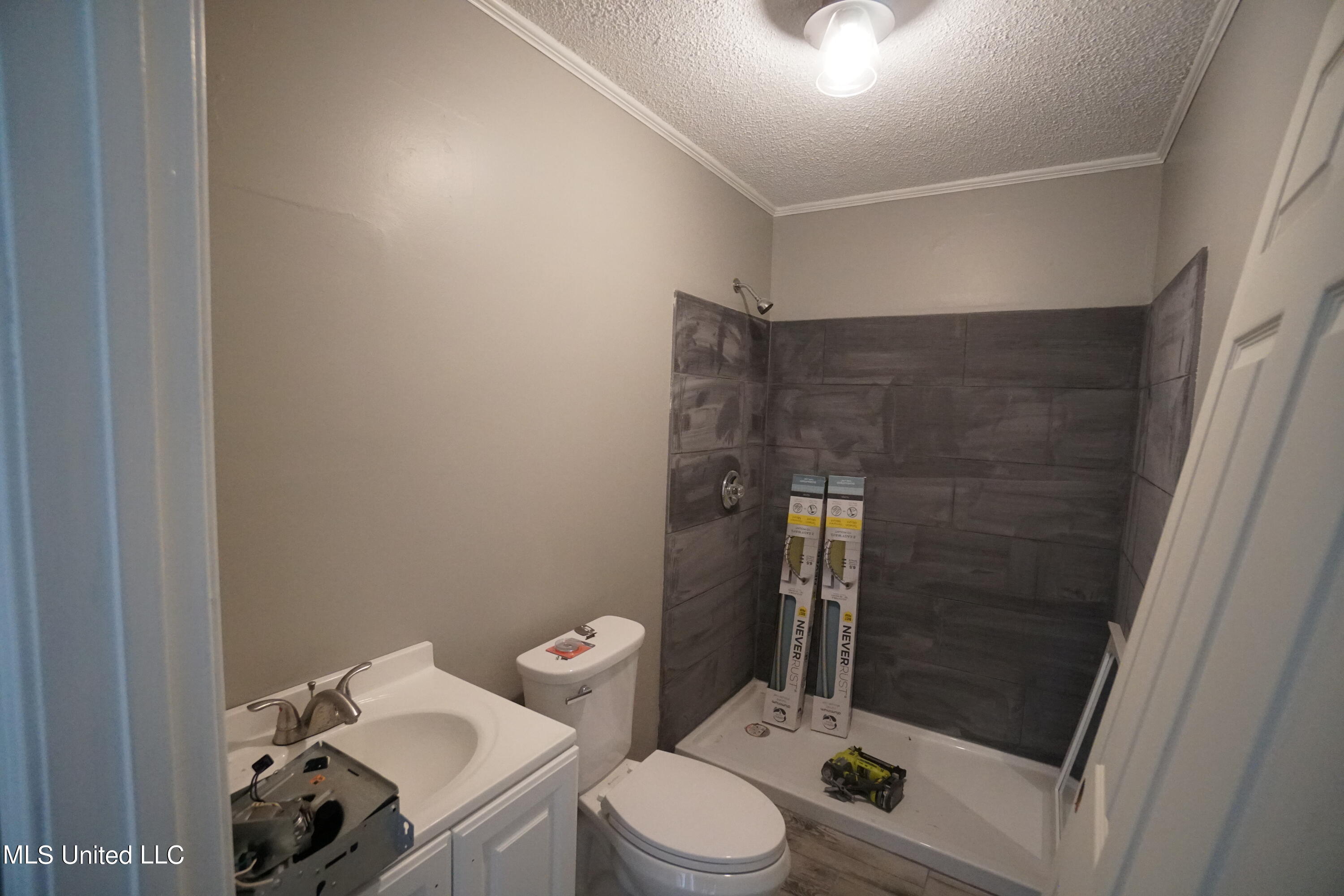 3741 South Red Banks Road Byhalia, MS 38611 - Photo 9 of 15 red banks 008