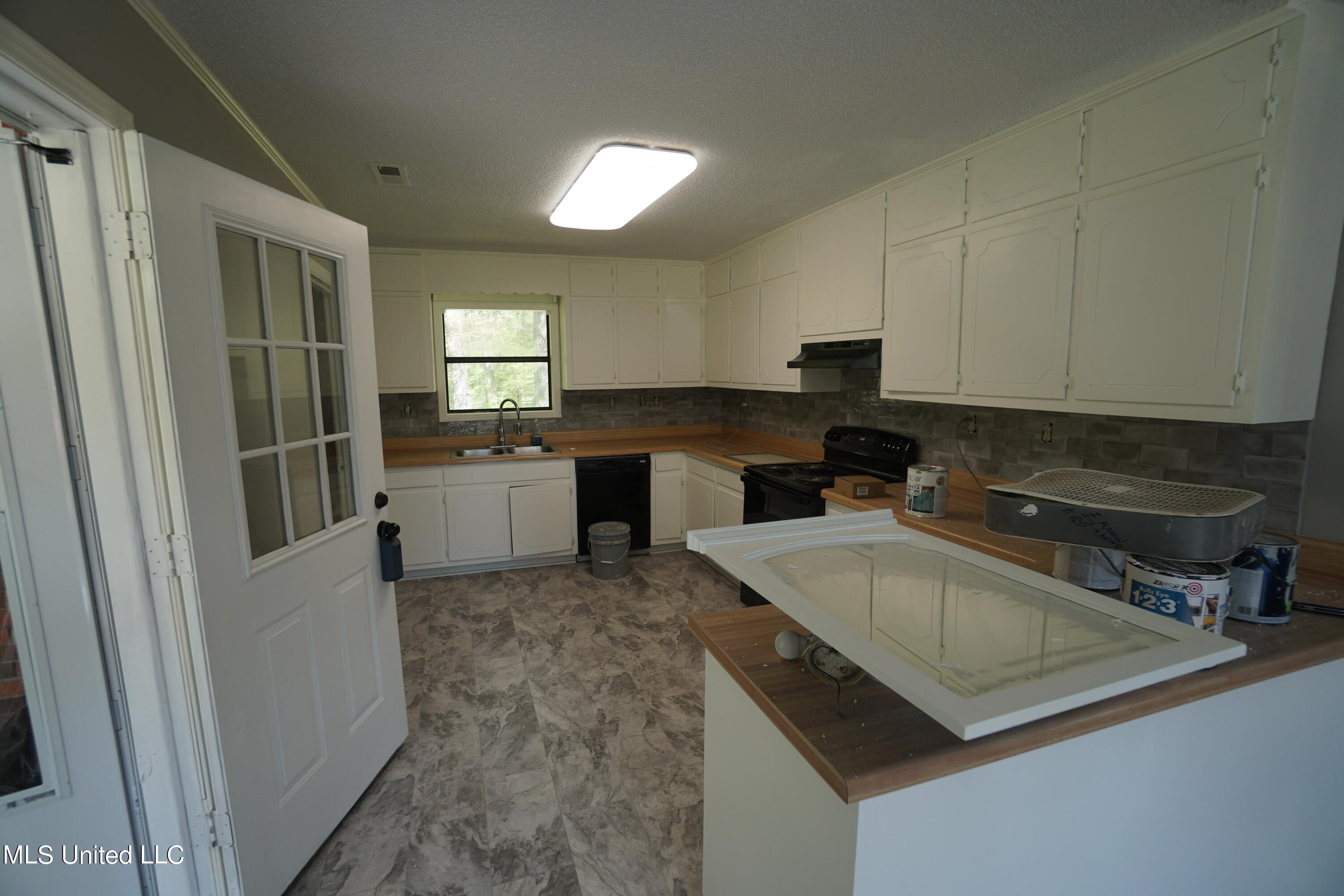 3741 South Red Banks Road Byhalia, MS 38611 - Photo 10 of 15 red banks 009