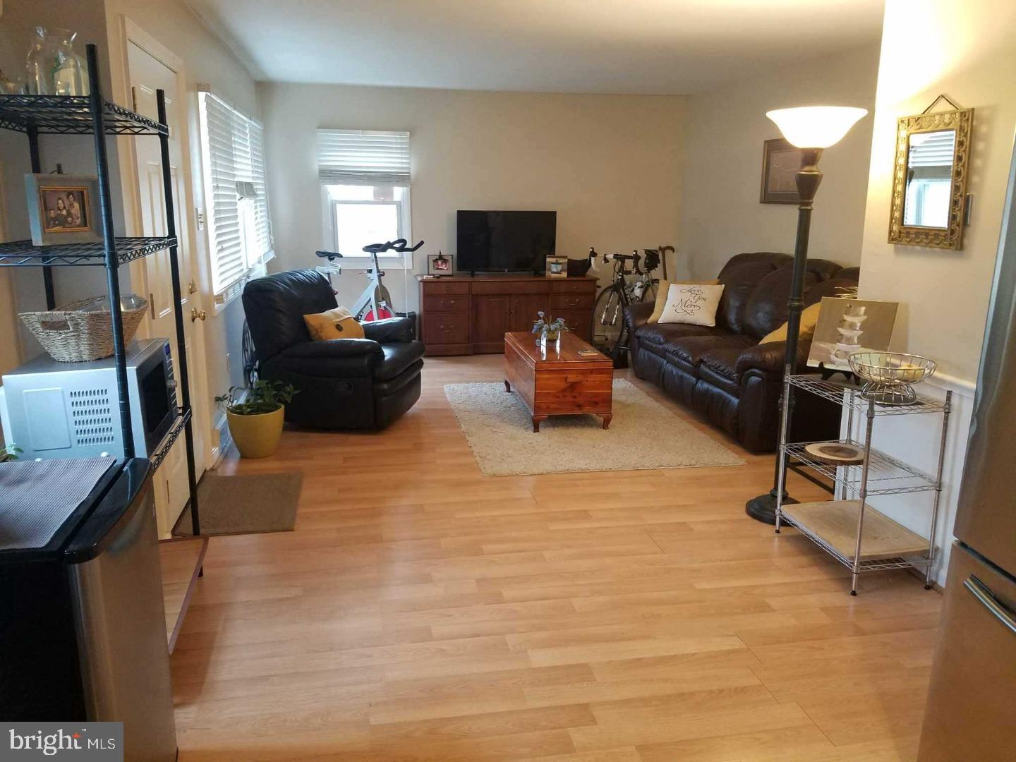 233 Spout Spring Avenue Lumberton, NJ 08048 - Photo 3 of 25 Gallery Image 3