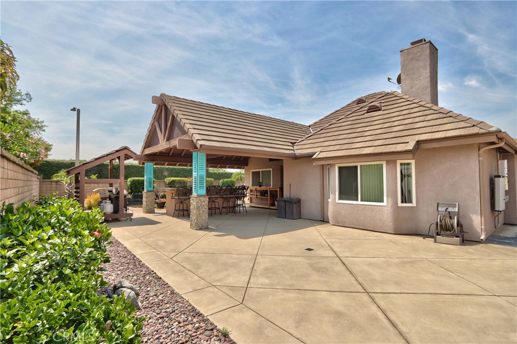 1986 White Rabbit Trail Upland, CA 91784 - Photo 27 of 50 Rear yard