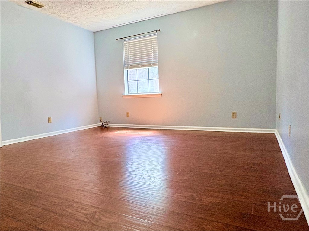 208 Westminister Road Savannah, GA 31419 - Photo 21 of 34 PRIMARY SUITE