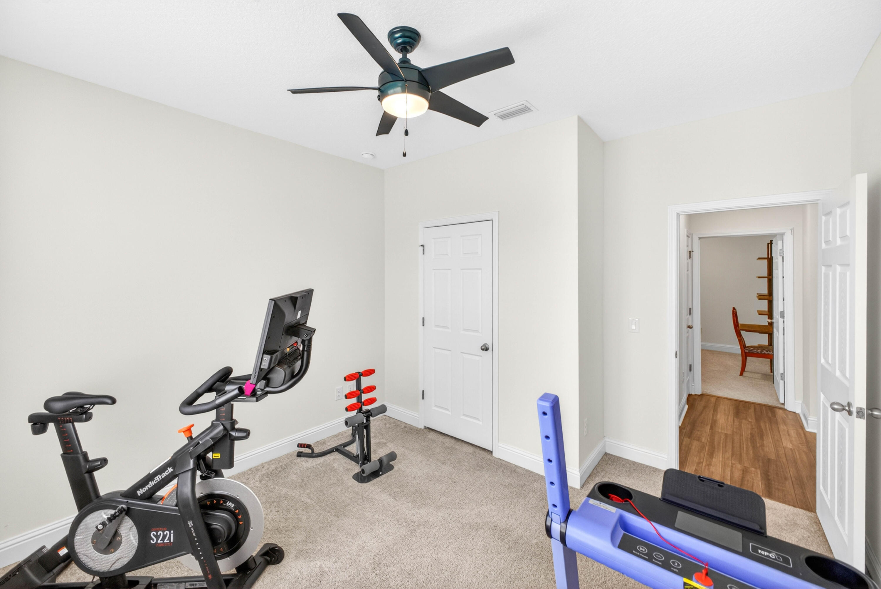 247 East Sky Way Freeport, FL 32439 - Photo 14 of 42 09
