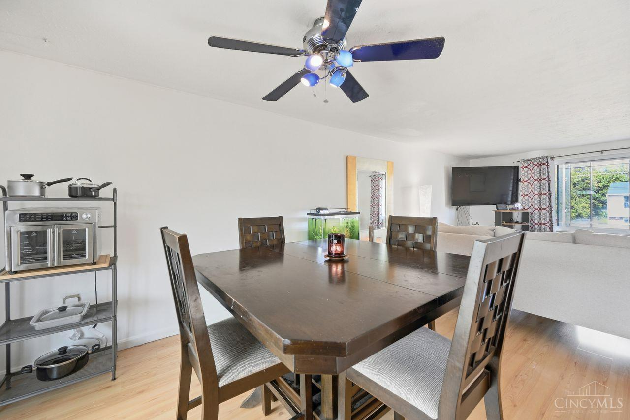 2869 Houston Road Cincinnati, OH 45251 - Photo 12 of 46