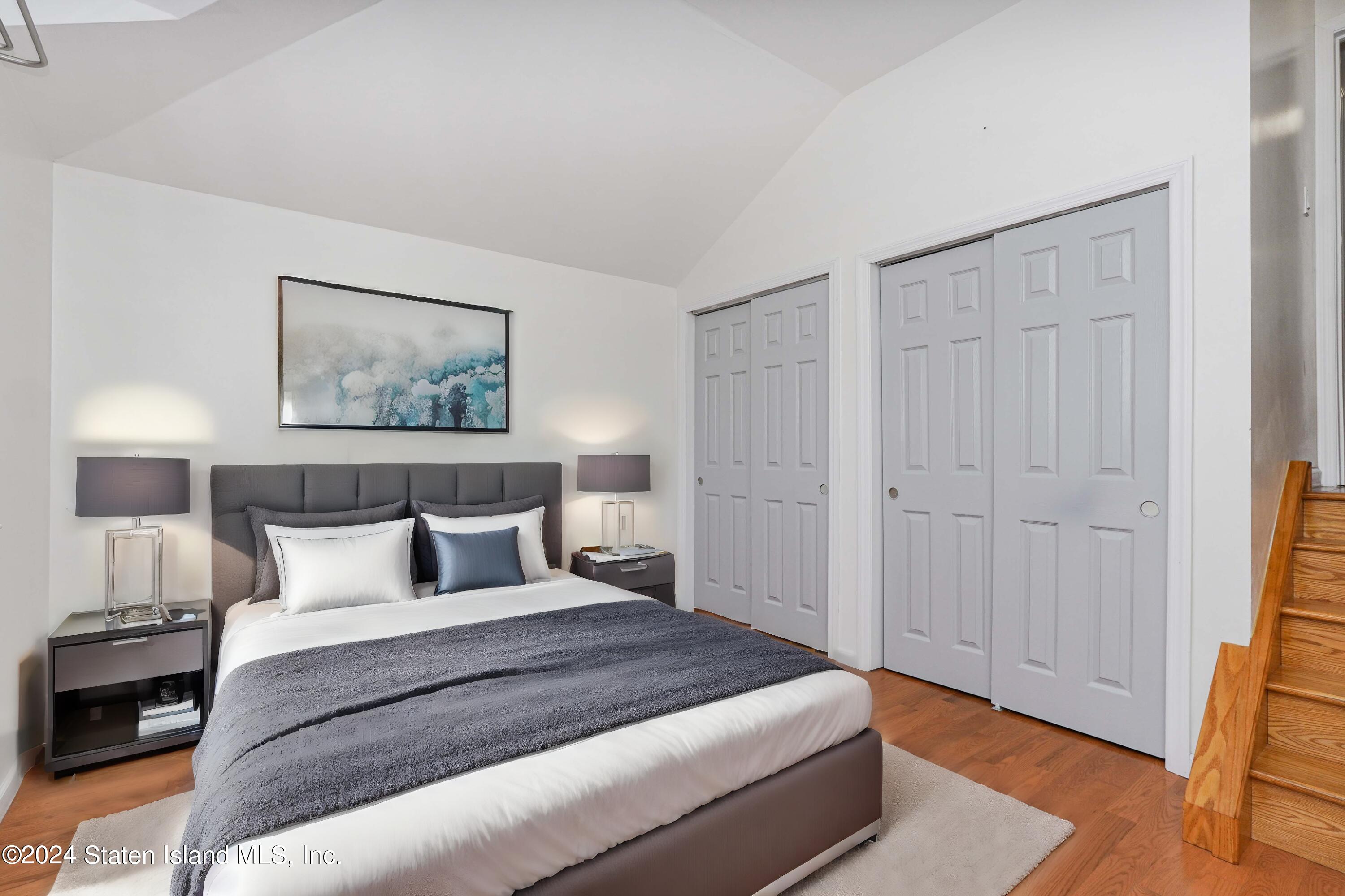 94 Robin Road Staten Island, NY 10305 - Photo 19 of 34 Photo Jul 12 2024, 9 34 42 AM