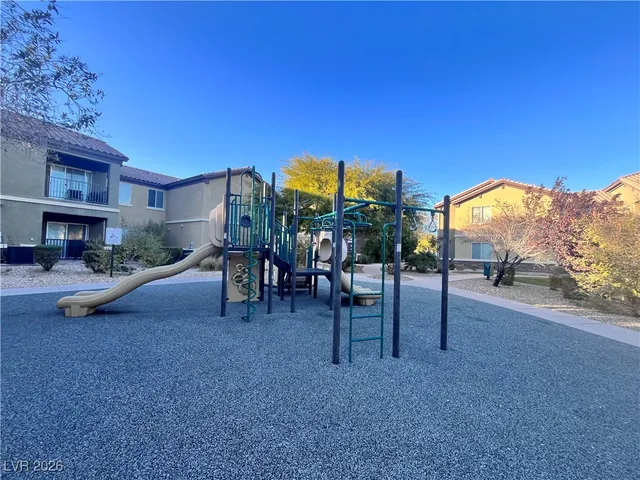 $1,625 | 6868 Sky Pointe Drive, Unit 2105, Las Vegas, NV 89131