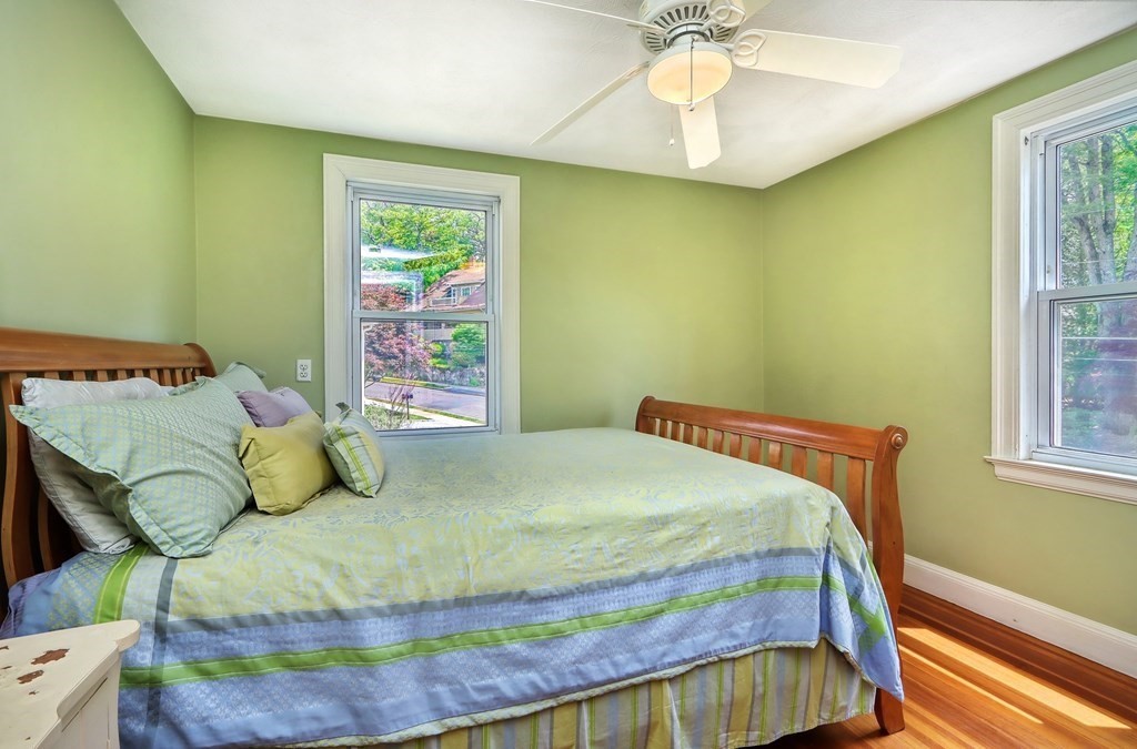 14 Nowell Road Melrose, MA 02176 - Photo 20 of 41