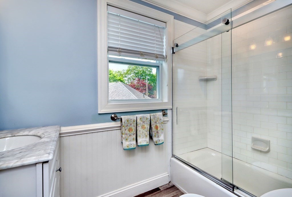 14 Nowell Road Melrose, MA 02176 - Photo 28 of 41