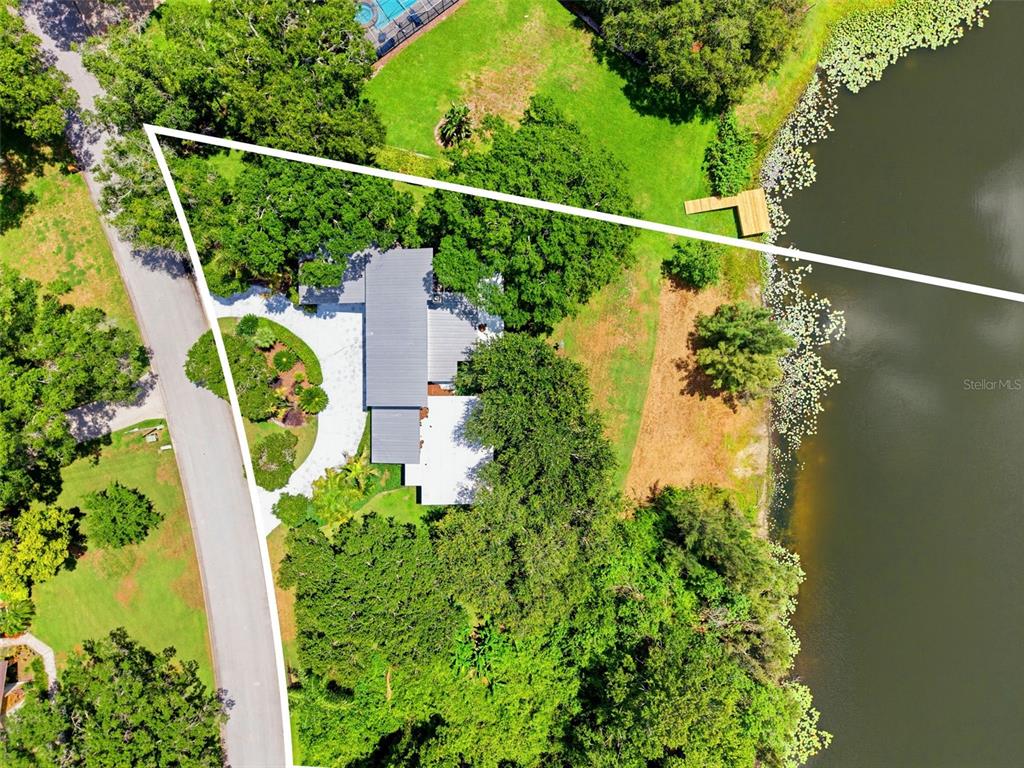 708 Warren Road Lutz, FL 33548 - Photo 14 of 65