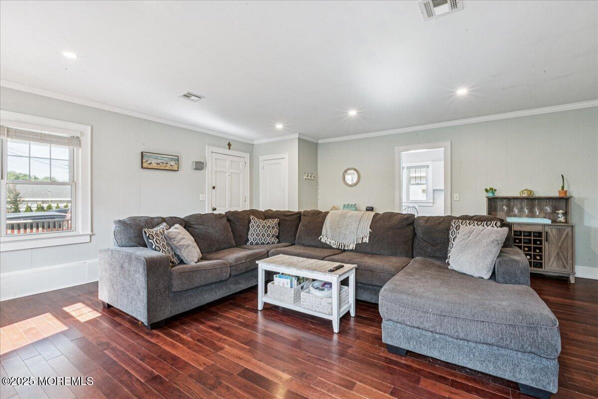 77 Drift Road Belford, NJ 07718 - Photo 4 of 23 a living room with furniture and a window