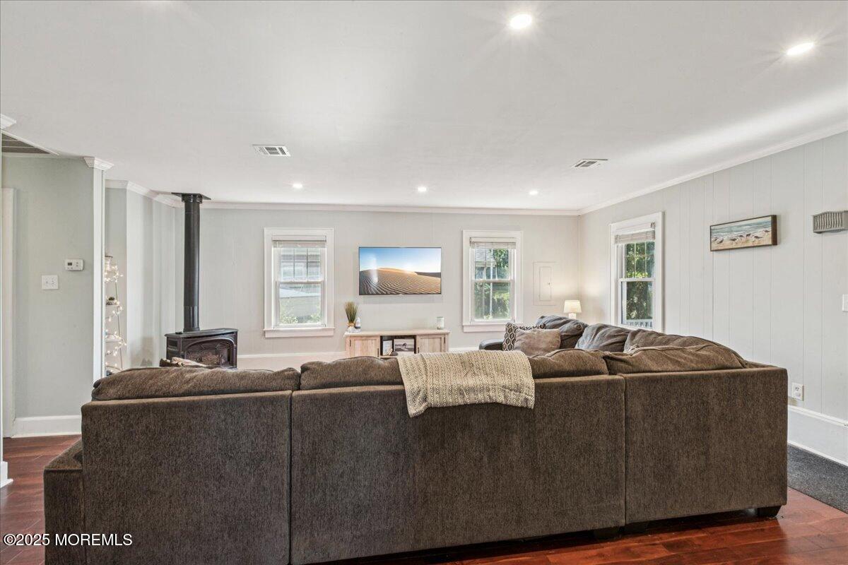 77 Drift Road Belford, NJ 07718 - Photo 9 of 23 a living room with furniture window and couch