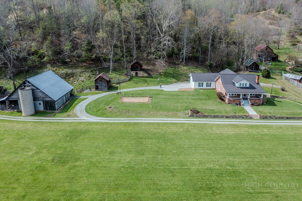 150 Wm Hardy Mast Road Sugar Grove, NC 28679 - Photo 43 of 46