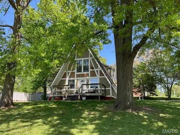 $250,000 | 103 Branch Drive, Edwardsville, IL 62025