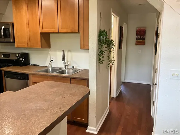$245,000 | 103 Branch Drive, Edwardsville, IL 62025