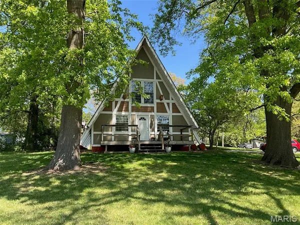 $245,000 | 103 Branch Drive, Edwardsville, IL 62025