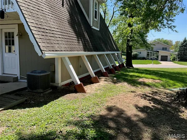 $245,000 | 103 Branch Drive, Edwardsville, IL 62025