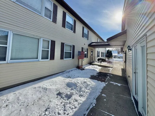 $99,500 | 826 Central Avenue North, Unit 8, Faribault, MN 55021