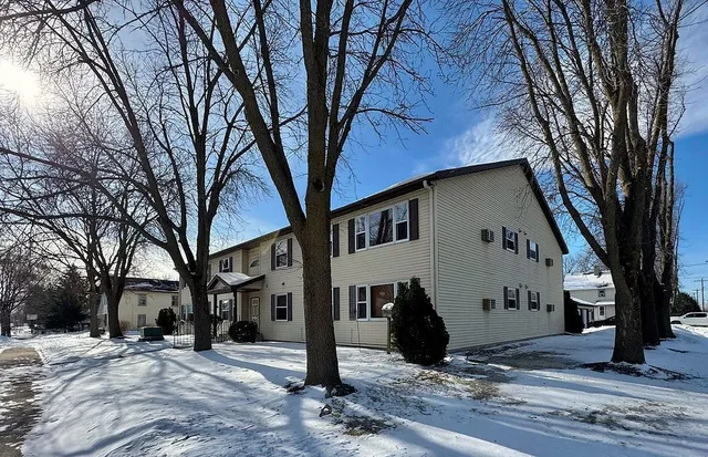 $99,500 | 826 Central Avenue North, Unit 8, Faribault, MN 55021