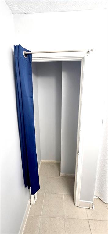 4034 Weeks Drive Kennesaw, GA 30144 - Photo 12 of 24 a bathroom with a sink and a mirror