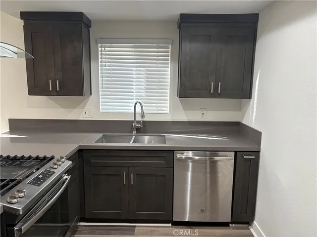 $655,000 | 17 East Plymouth Street, Long Beach, CA 90805