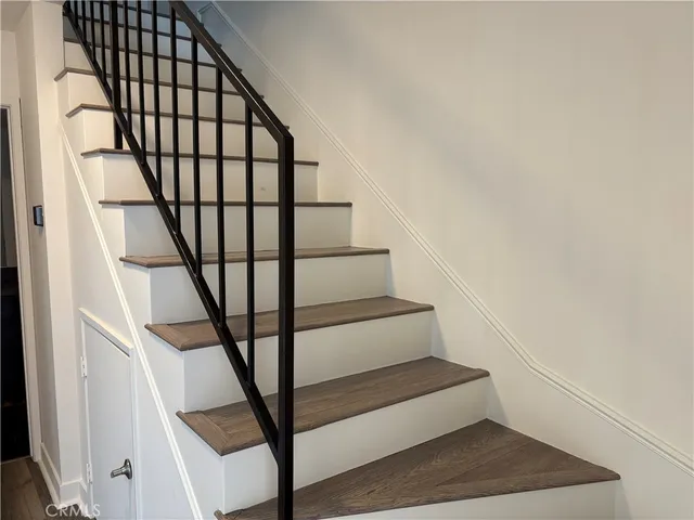 $655,000 | 17 East Plymouth Street, Long Beach, CA 90805