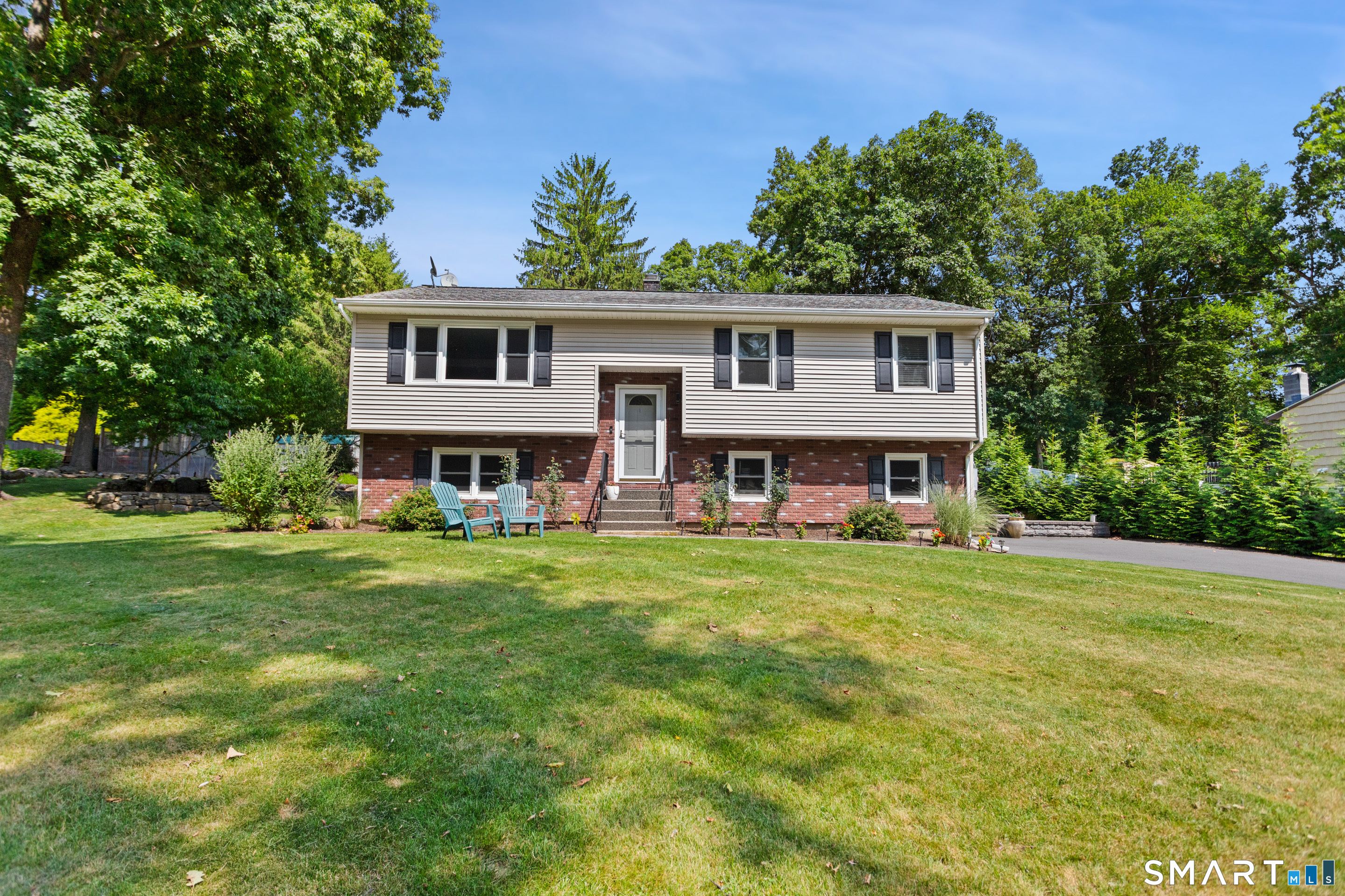 41 Wilkes Road Danbury, CT 06811 - Photo 35 of 39