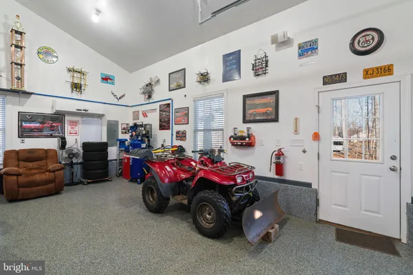 a view of a garage with stuff