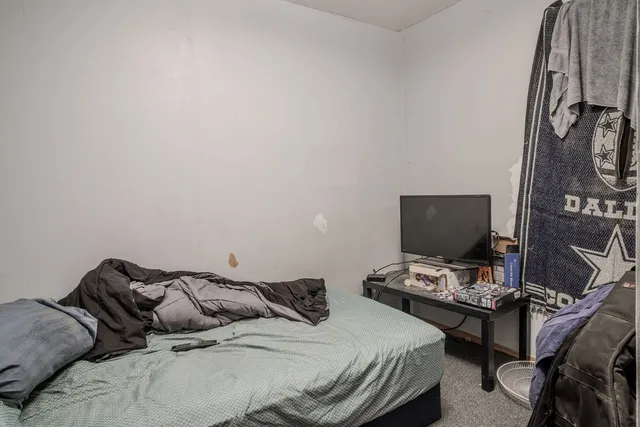 $150,000 | 1428 Ardmore Drive, Round Lake Beach, IL 60073