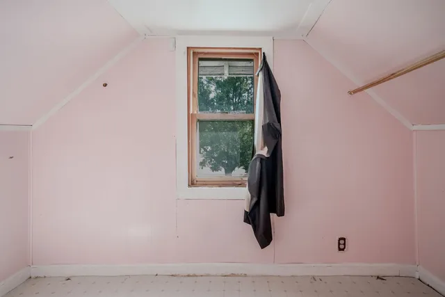 $150,000 | 1428 Ardmore Drive, Round Lake Beach, IL 60073